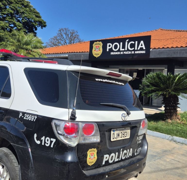 Polícia Civil cumpre mandado em Anhumas por perseguição, ameaça e falsidade ideológica