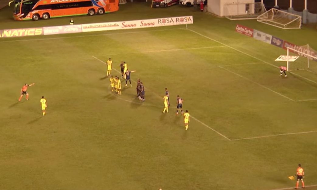 Grêmio Prudente vence Araçatuba por 2 a 1 no Prudentão