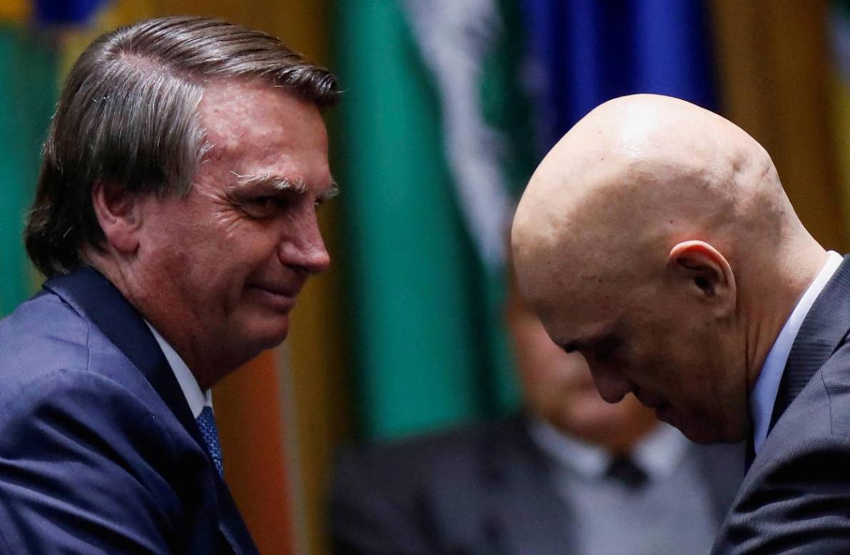"Até Quando? O Brasil Refém de Vaidades no Poder"