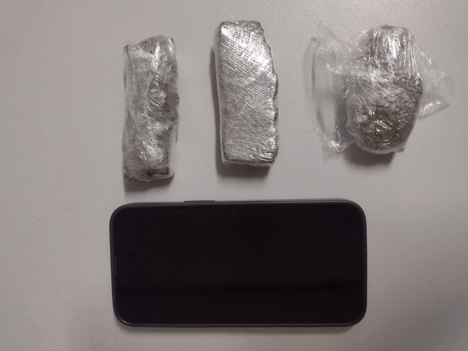 Jovem é preso com maconha e moto irregular em Prudente