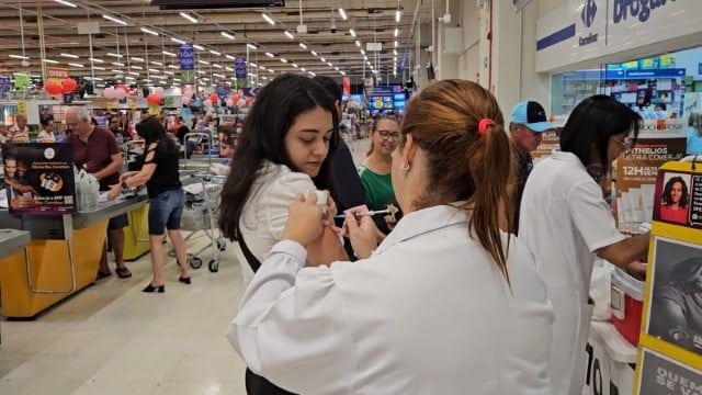 Vacinação contra influenza e febre amarela será em supermercados
