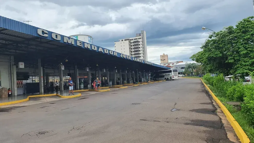 Mulher é presa por tentativa de roubo na rodoviária