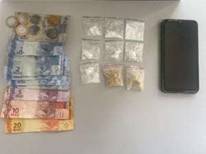 Homem é preso com crack e cocaína em Prudente