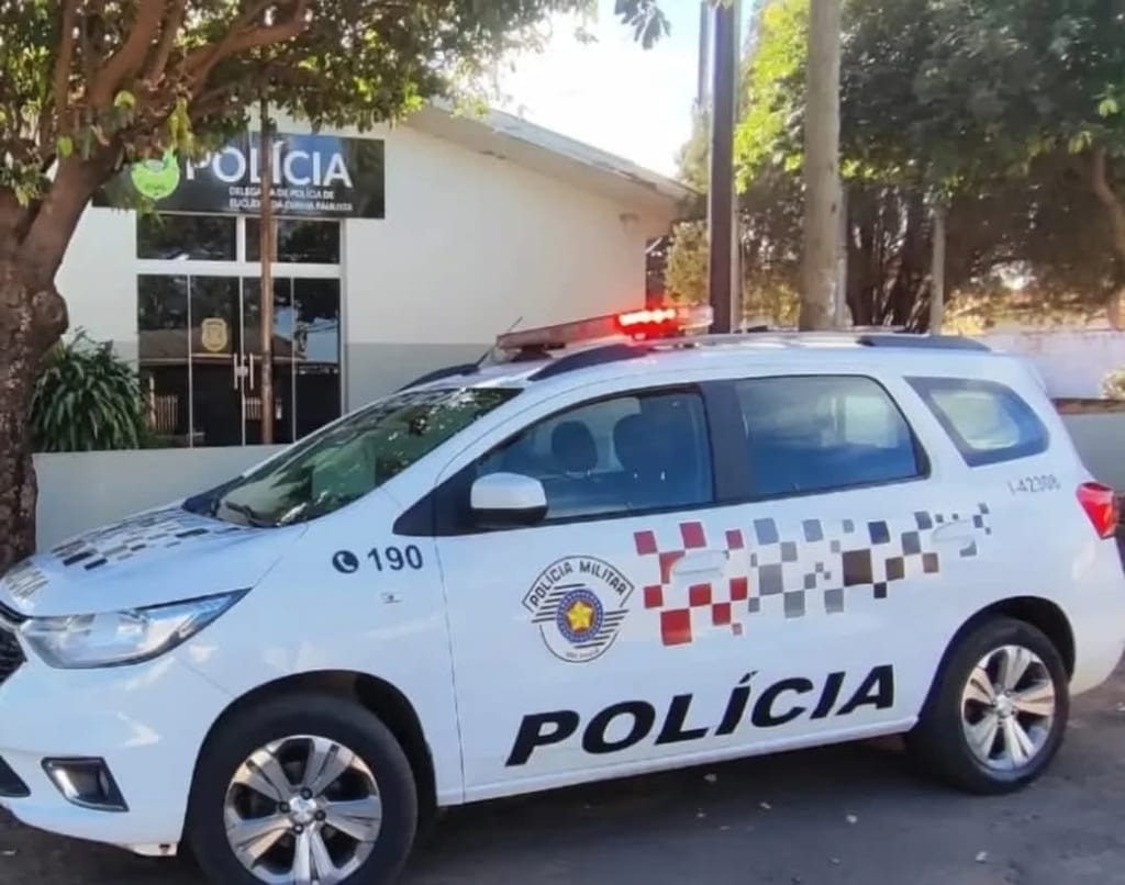 Polícia prende homem após ameaçar incendiar casa com família