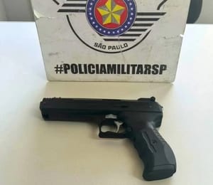Polícia apreende pistola de pressão após ameaça entre vizinhos