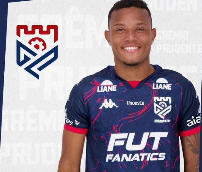 Douglas retorna ao Grêmio e Jr Goiaba deixa o clube