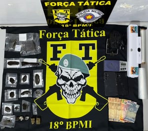PM prende dois homens com drogas em residência de Prudente