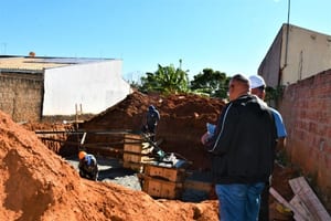 Seplan embarga e multa obra irregular de antena em Prudente