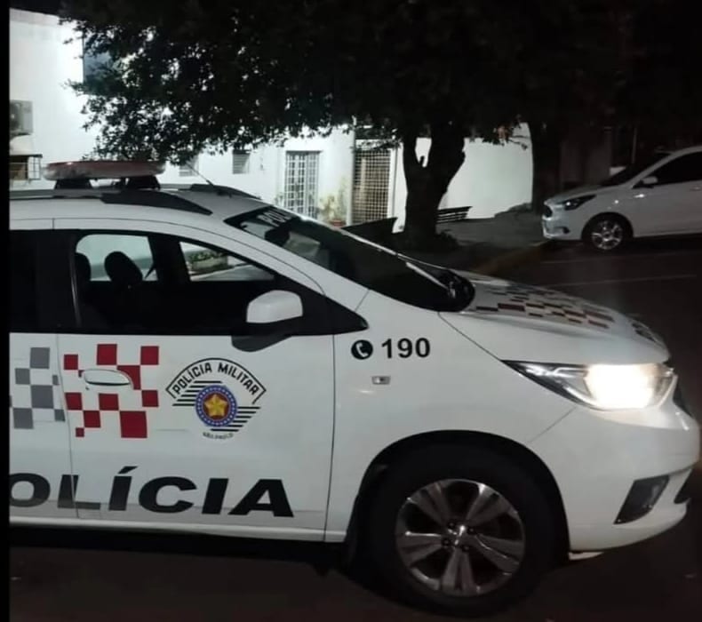 Homem é detido após espancar companheira em Teodoro Sampaio