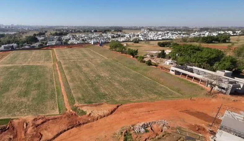Obras do CT do Grêmio avança e gramado se destaca