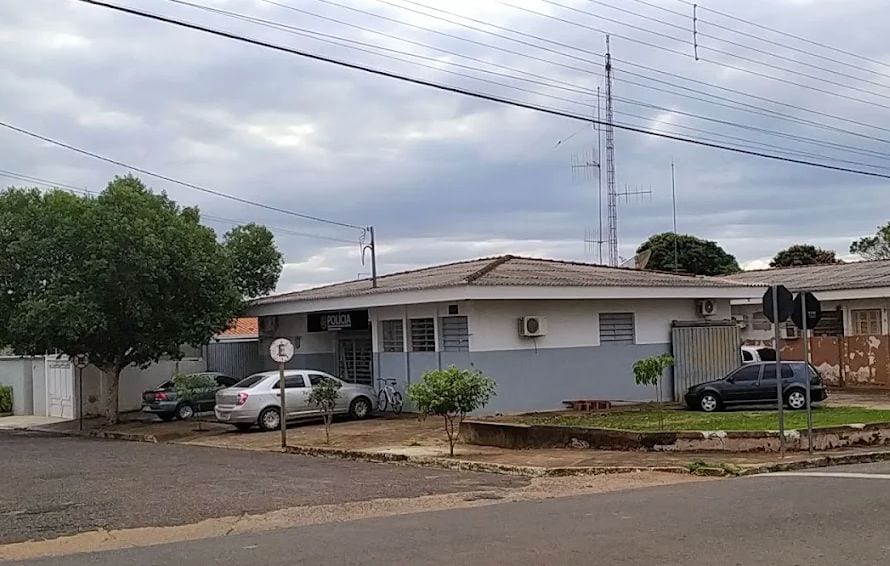 Filho viola medida protetiva por aproximar da mãe