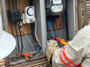 Furtos e fraudes de energia causam prejuízo de quase R$ 1 milhão na região de Prudente
