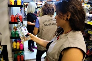 Riscos do metanol leva Vigilância a fiscalizar estabelecimentos em Prudente