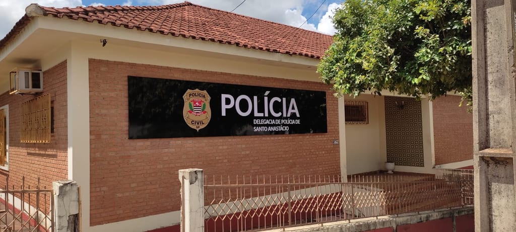Polícia prende homem por descumprir medidas protetivas em Santo Anastácio