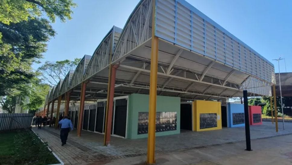 Incêndio criminoso atinge box do camelódromo no Centro de Prudente