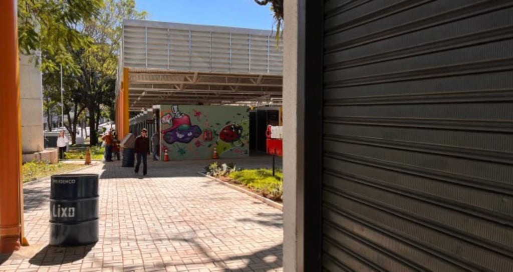 Prefeitura reduz até 40% o valor das outorgas do Shopping Popular
