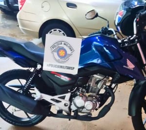 PM flagra transação de drogas e prende suspeito em Regente Feijó