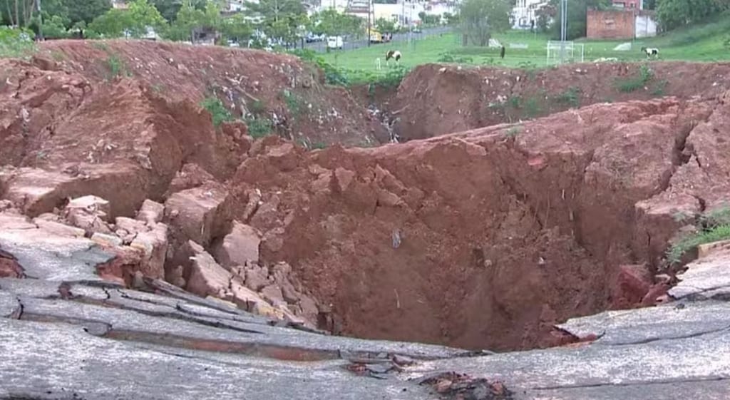 Prefeitura lança edital de R$ 5 milhões para recuperar galeria da Tancredo Neves