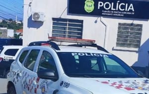 Homem é preso após agredir companheira com pedaço de tijolo em Santo Anastácio