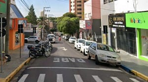 Motocicleta é furtada no Centro de Prudente enquanto dono estava em agência bancária