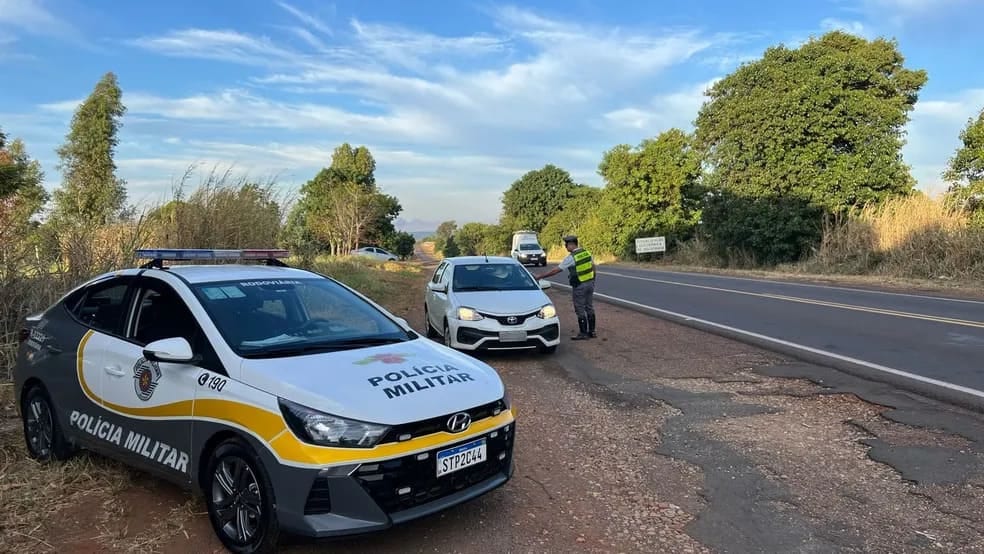 Rodovias do Oeste Paulista recebem reforço de policiamento e medidas de tráfego no feriado