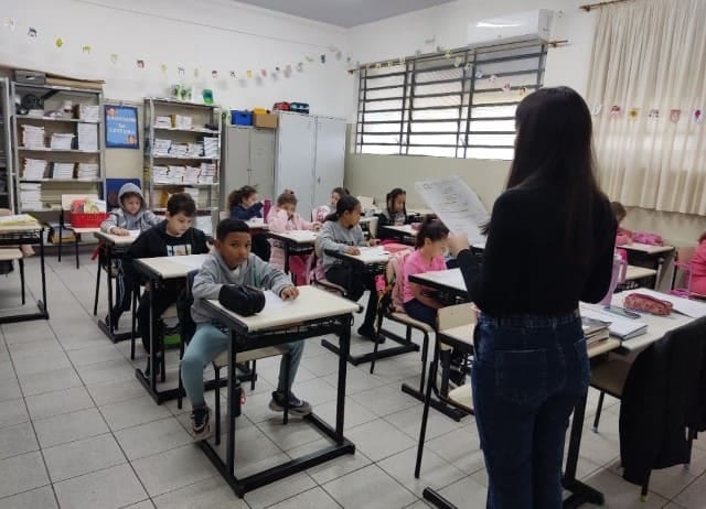 Prudente celebra marca de 50% das escolas municipais climatizadas e projeta 100% até 2026