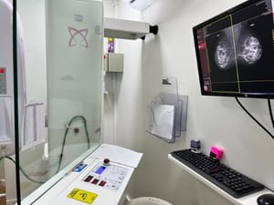 Saúde alerta para alto índice de faltas em exames de mama e reforça importância da conscientização das pacientes