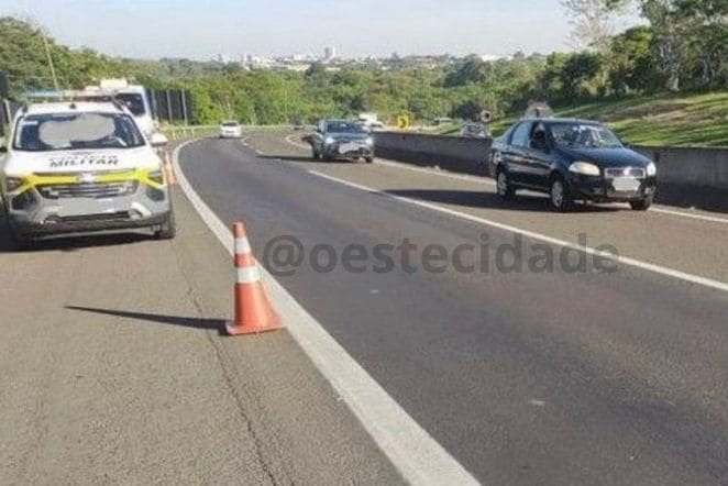 Pedestre morre após ser atropelado na Rodovia Raposo Tavares em Prudente