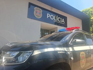 Homem suspeito de atacar ex-companheira e atual namorado por ciúmes se entrega à Polícia em Álvares Machado