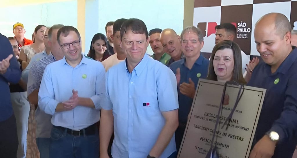Governador Tarcísio visita região de Prudente e anuncia pacote de obras em educação, habitação e segurança