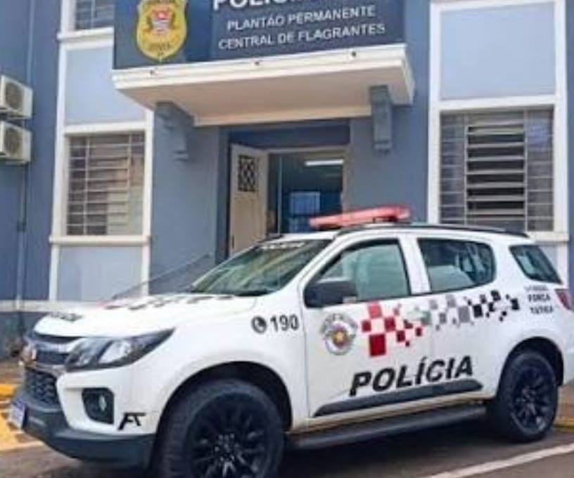 Filho é preso por invadir casa da própria mãe e fazer ameaças com uma faca em Prudente