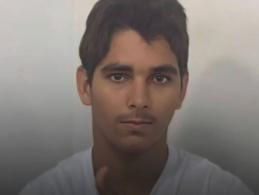 A solidão de um menino: empurrado pelo peso da herança e do abandono