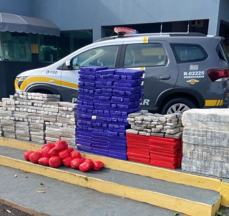 Menor é apreendido com mais de 580 quilos de drogas na Rodovia Raposo Tavares, em Presidente Epitácio