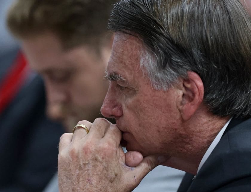 O silêncio que aprisiona por vingança não pode ser uma regra