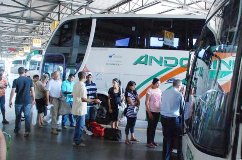 Rodoviária de Prudente deve ter aumento de 30% no movimento no Réveillon; 7 mil passageiros são esperados