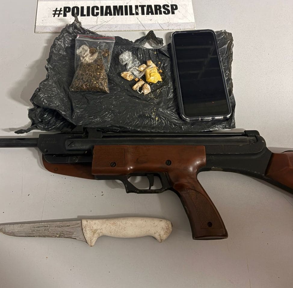 Reincidente por tráfico é preso com crack e maconha no Jardim Itapura