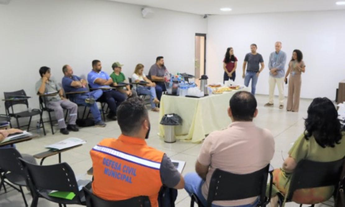 Reunião debate organização e segurança de cabos de telecomunicação