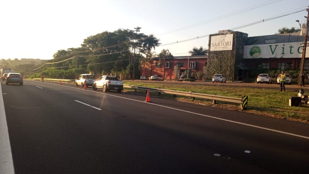 Motociclista de 26 anos morre após grave acidente na Raposo Tavares