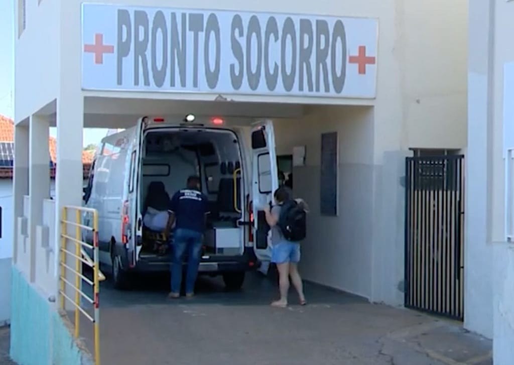 Após ser declarado morto, idoso apresenta sinais vitais em funerária e sobrevive