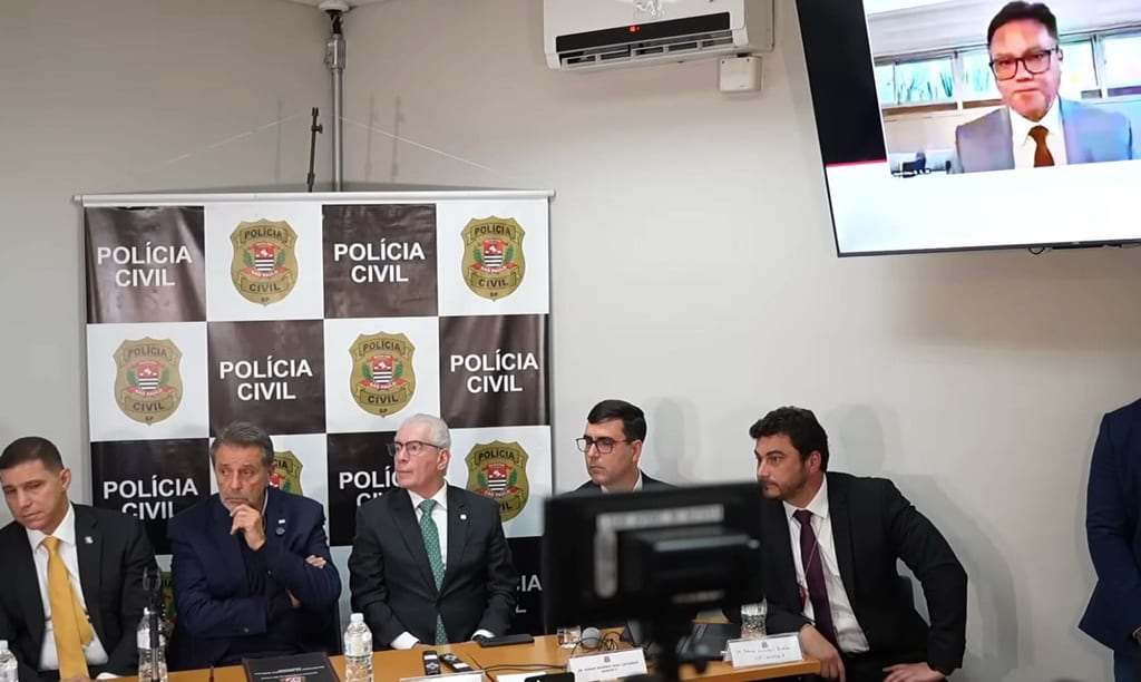 O passo a passo da investigação que bloqueou R$ 327 milhões do PCC e prendeu Deolane Bezerra
