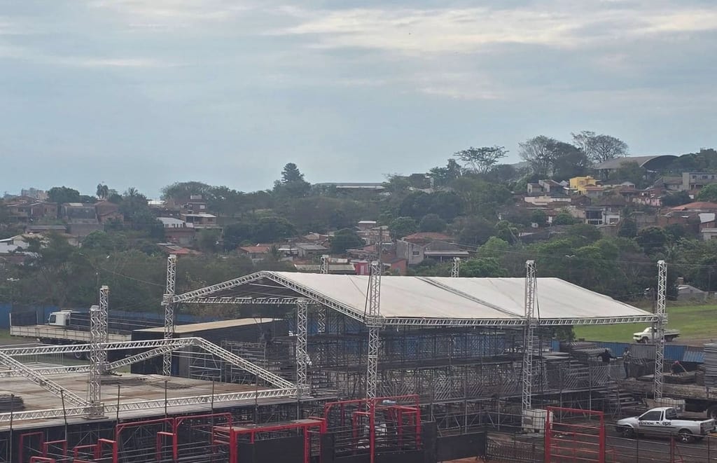 Alerta de eventos climáticos extremos cancela início da Expô Prudente