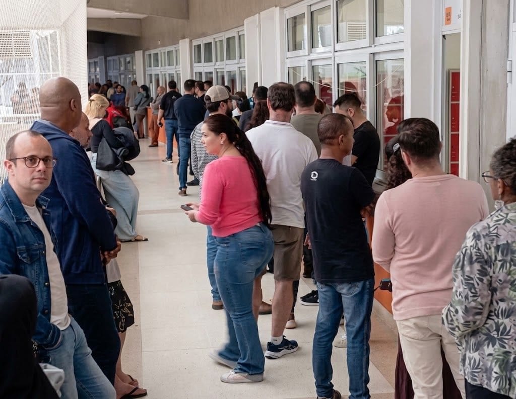 Temporal interrompe votação e força transferência de seções eleitorais em Presidente Prudente