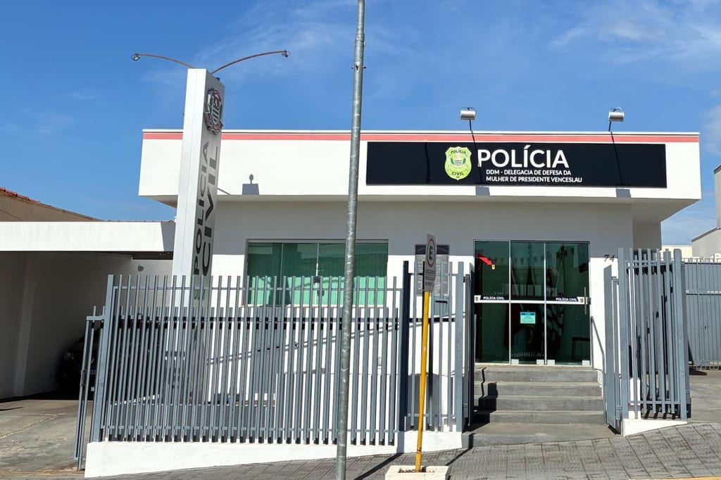 Denúncia de familiares leva à prisão de homem por violência sexual contra criança