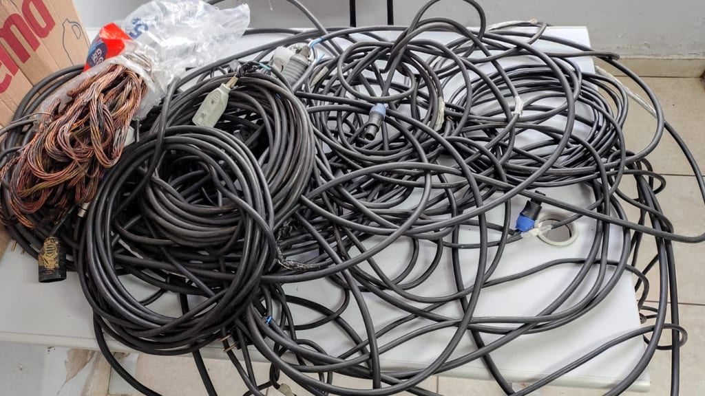Homem pula muro de restaurante, furta R$ 5 mil em fios e acaba preso em Prudente. Foto: Polícia Civil