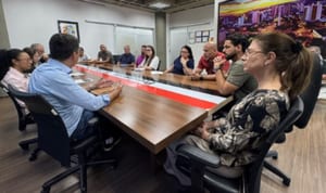 Ação prevê cobrança de manutenção dos cabos e organização da fiação. Foto: Beth Galindo